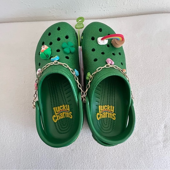 CROCS Lucky Charms Green Men\'s Size 11 Lots of Jibbitz AND Charms NEW main image 12